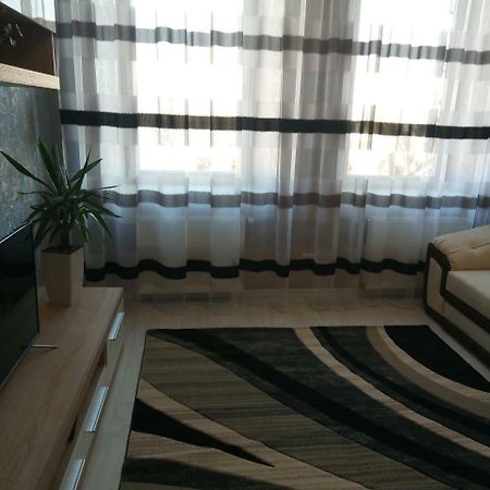 Ferienwohnung Зарванская Стрит 9 Kamjanez-Podilskyj Exterior foto